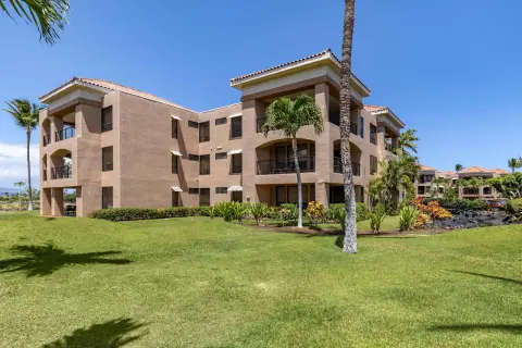 Resort exterior at Bay Club At Waikoloa Beach Resort, The