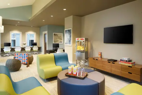 Resort photograph at Ocean Oak Resort By Hilton Grand Vacations Club